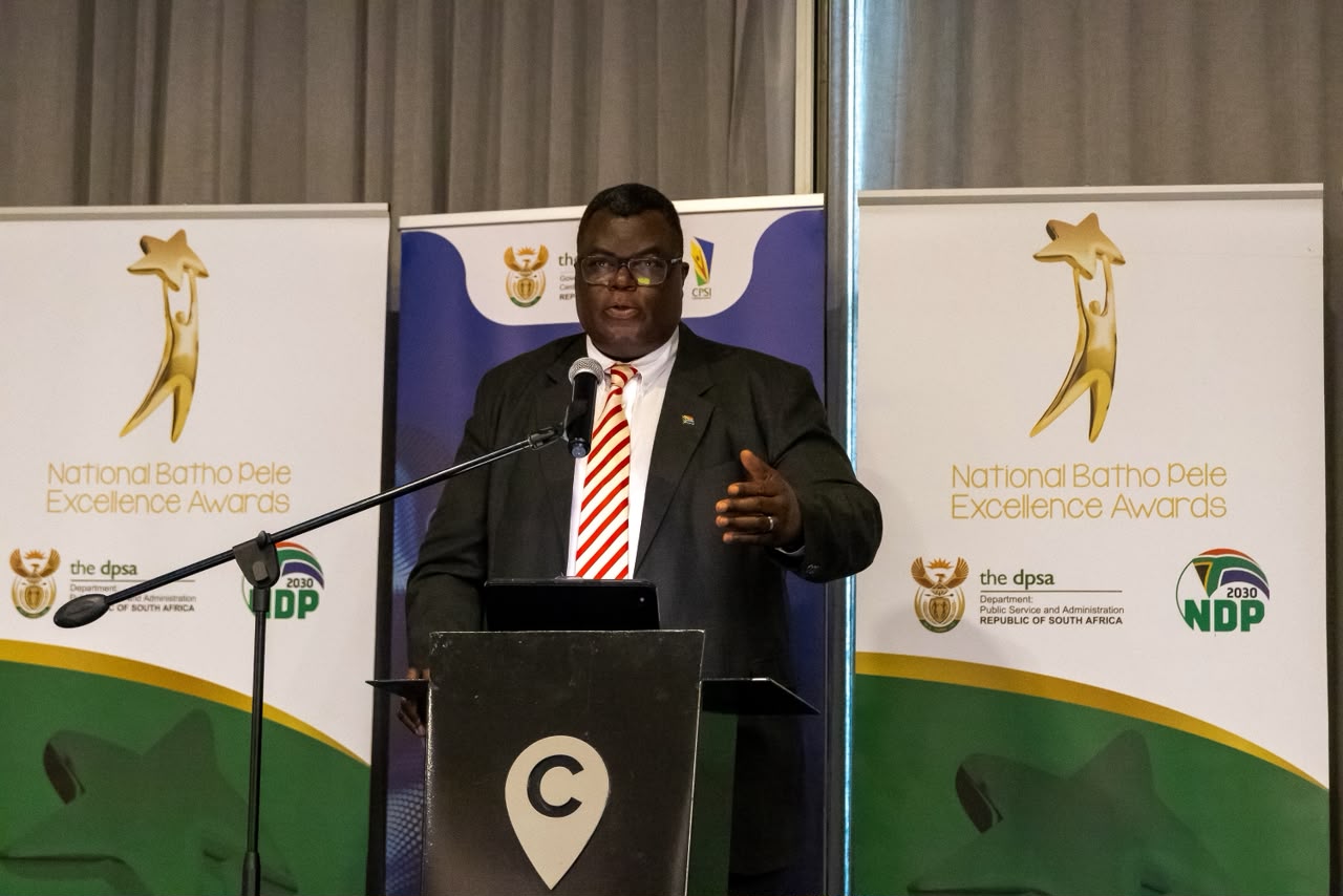 South Africans asked to nominate public servants making a difference